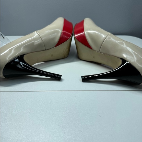 Marc Fisher Women's Cream and Red Peep Toe Heels - Picture 10 of 12